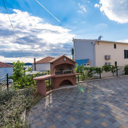 Apartment Angie Trogir Exterior photo